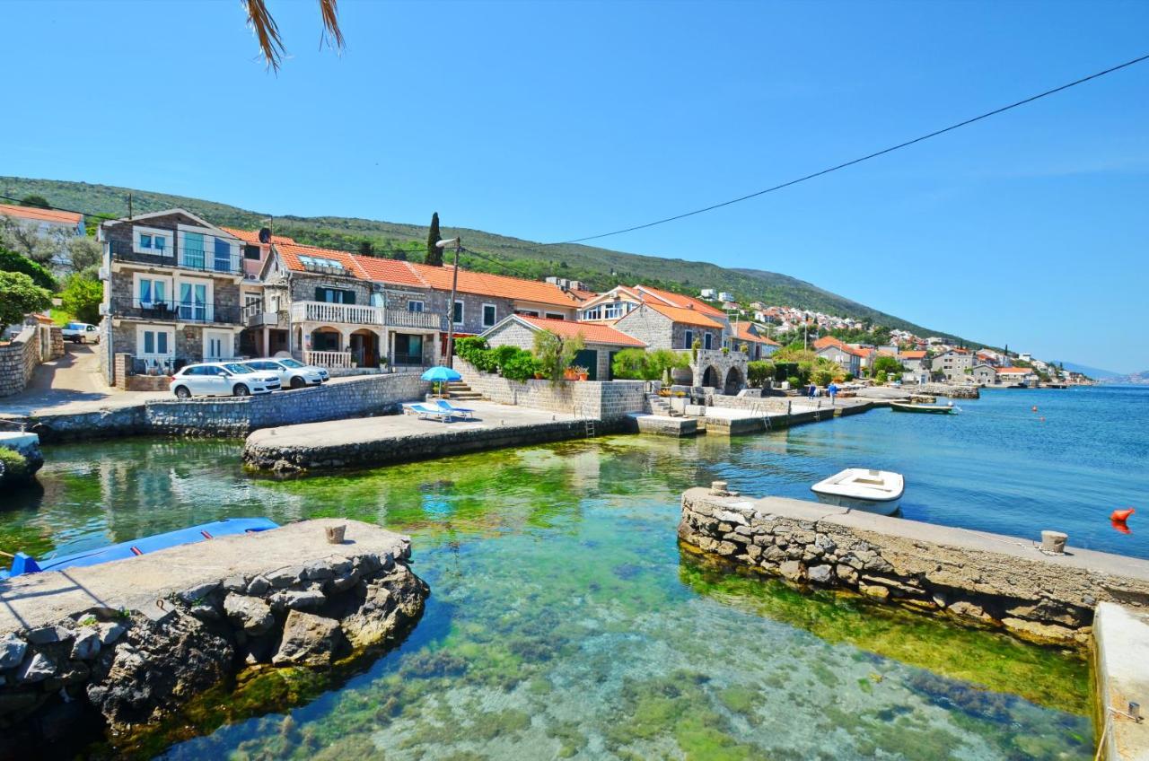 Apartment Romana Tivat Exterior photo